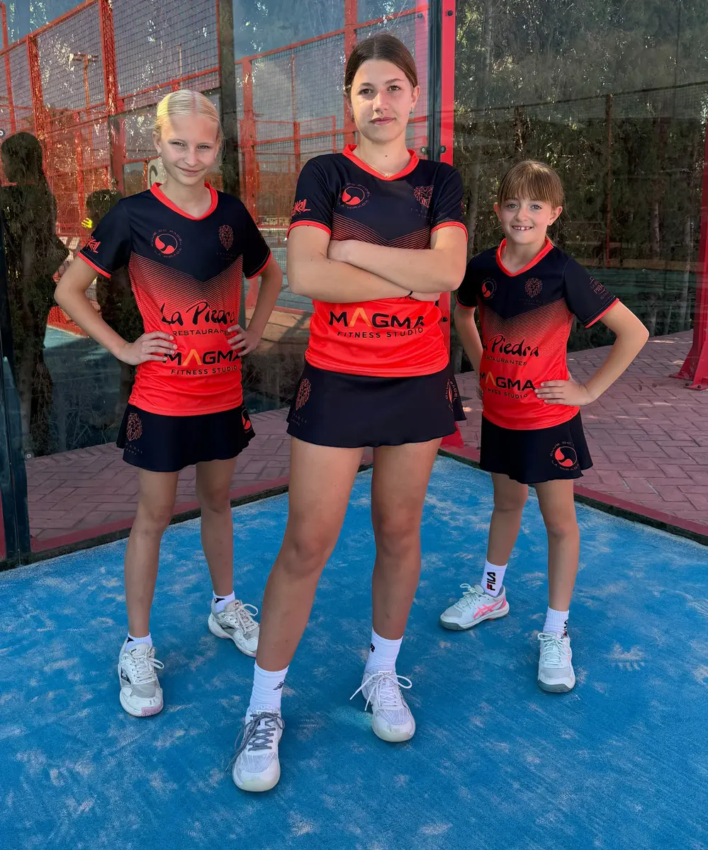 Niños en el entrenamiento de la Escuela Infantil FNS